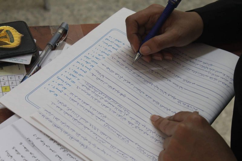 السيد رئيس جامعة النهرين يتفقد سير الامتحان التنافسي لحقوق النهرين